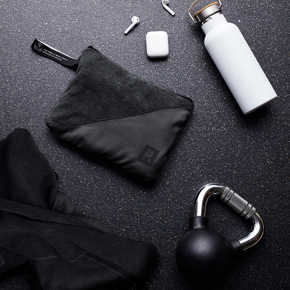 gym-towel-and-accessories